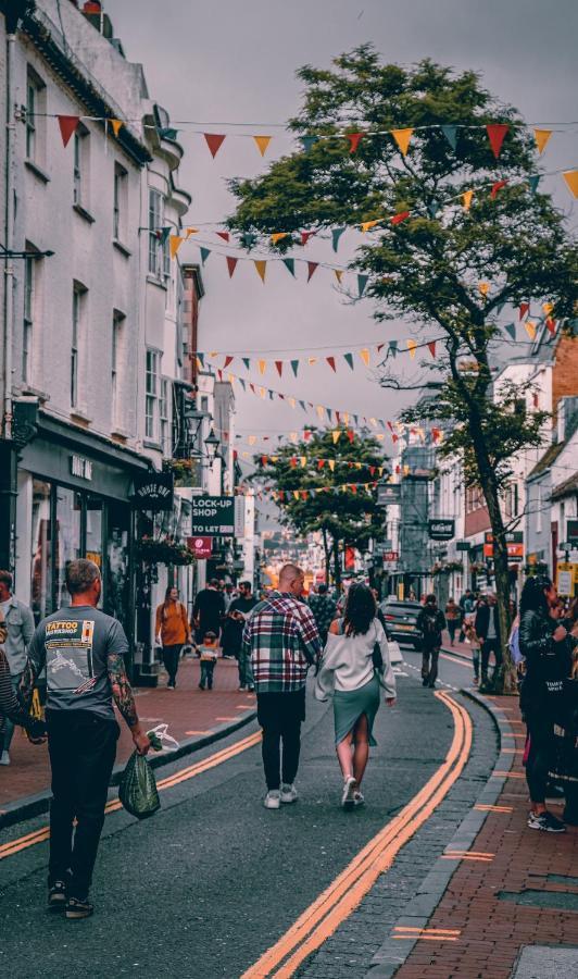 Дом отдыха Camelford Street - *